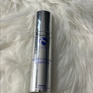 iS Clinical Moisturizing Complex